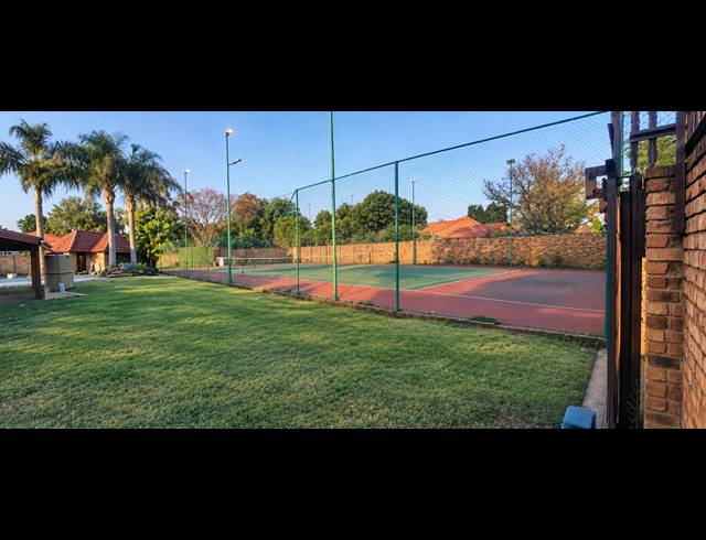 935M² VACANT LAND FOR SALE IN SUNWARD PARK